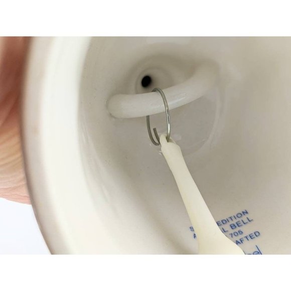 Vtg 1983 Goebel Hummel Annual Porcelain Bell Collectible 6th Edition West German - Picture 8 of 10